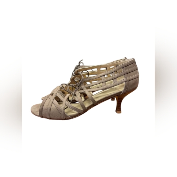Stuart Weitzman NWT Tie One On Kitten Heel Strappy Tan Leather Shoes Size 9 1/2 - Picture 1 of 11
